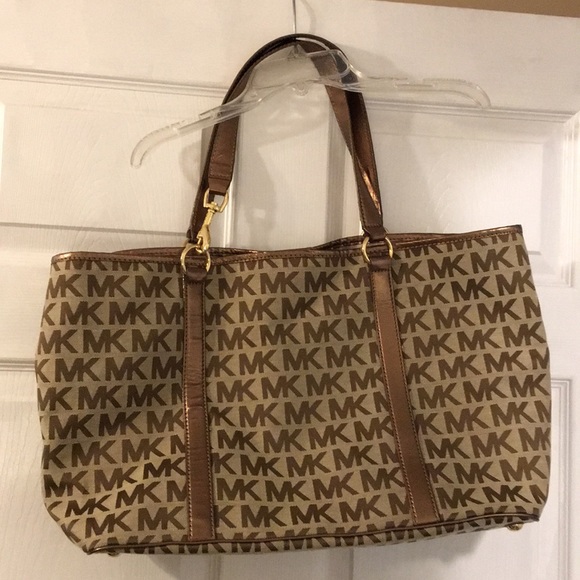 Michael Kors Handbags - Michael Kors Handbag